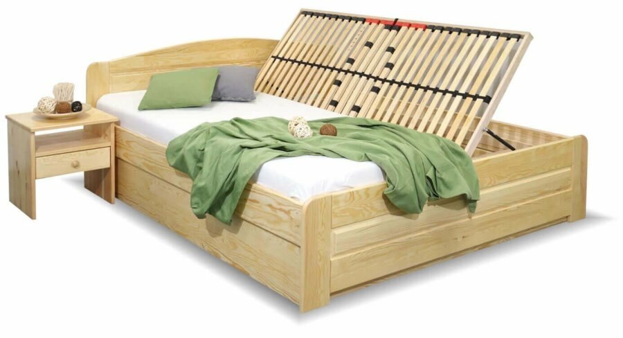 Dřevěná postel LADA