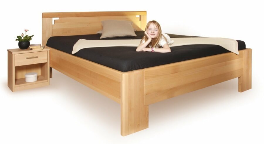 Manželská dřevěná postel dvoulůžko DELUXE 2
