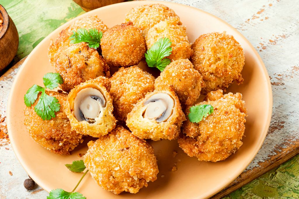 Vezmu houby a připravím husté těsto. Tato novoroční pochoutka nemá obdoby.